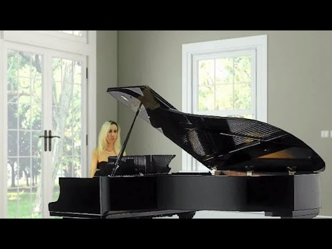 Marzia GaggioliのNew PVが発表されました。Don’t Keep Your Distance