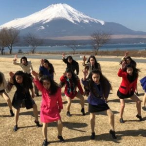 登美丘高校バブリーダンスを踊ってみたが面白い。