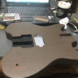 すみすさんのギターリペア動画が面白い。